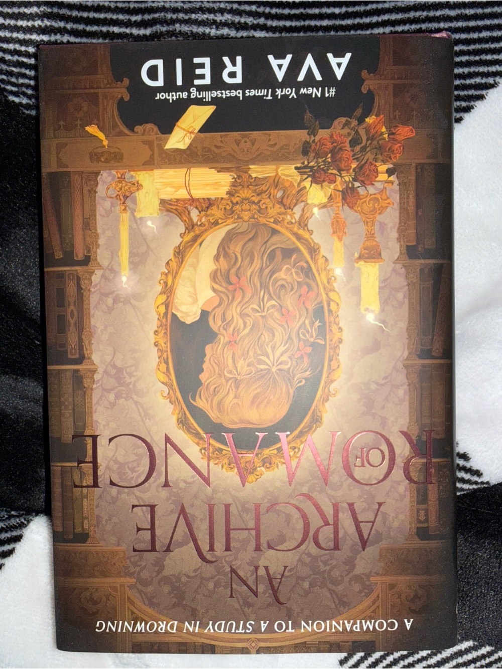 An Archive of Romance - Decorative Gold & Pink Hardcover
